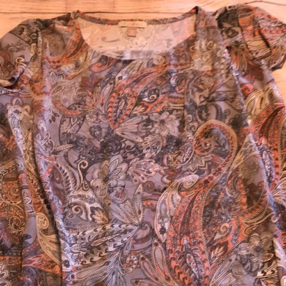 Roz and Ali Blouse with Cap Sleeve EUC